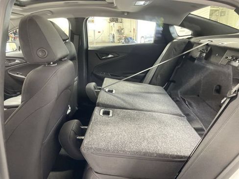 Used 2024 Chevrolet Malibu LT FWD image 24