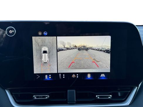 New 2026 Chevrolet Equinox LT w/ Convenience Package II image 15