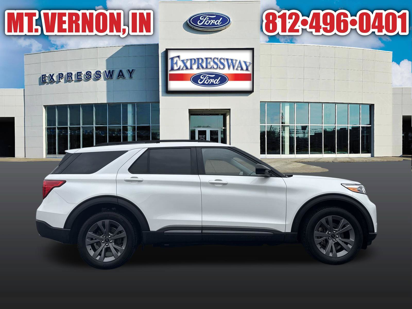 Used 2024 Ford Explorer XLT w/ Equipment Group 202A AWD/4WD image 4
