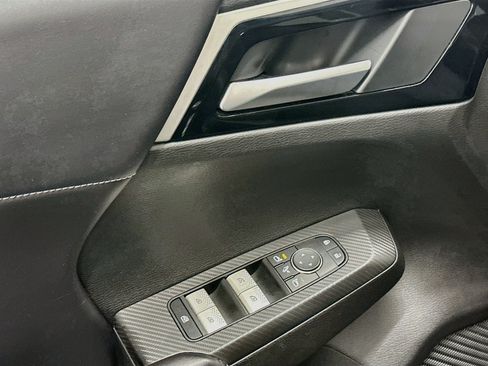 Used 2024 Mitsubishi Outlander SE AWD/4WD image 15