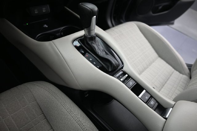 Certified 2026 Honda HR-V LX image 3