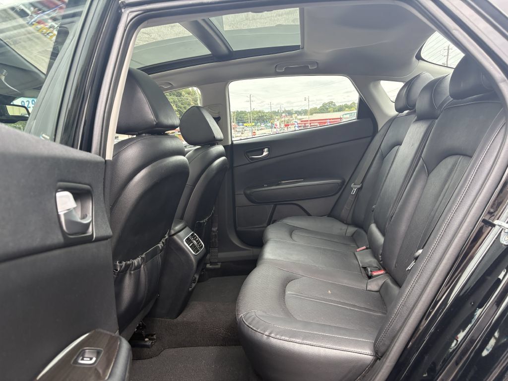 Used 2019 Kia Optima EX w/ EX Premium Package FWD image 15