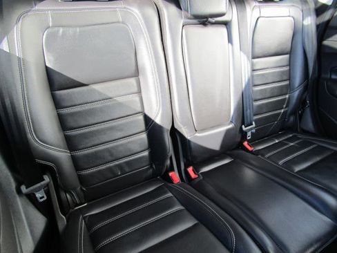 Certified 2019 Ford Escape Titanium image 12