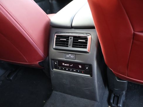 Certified 2025 MAZDA CX-70 3.3 Turbo S w/ Premium Package image 15