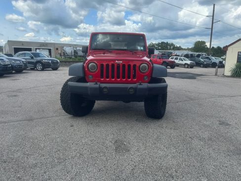 Used 2015 Jeep Wrangler Unlimited Sport w/ Quick Order Package 24S AWD/4WD image 2