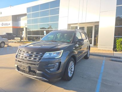 Used 2017 Ford Explorer XLT w/ Equipment Group 201A