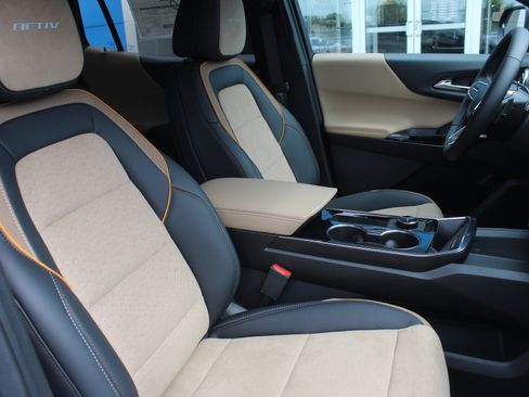 New 2026 Chevrolet Equinox ACTIV FWD image 15