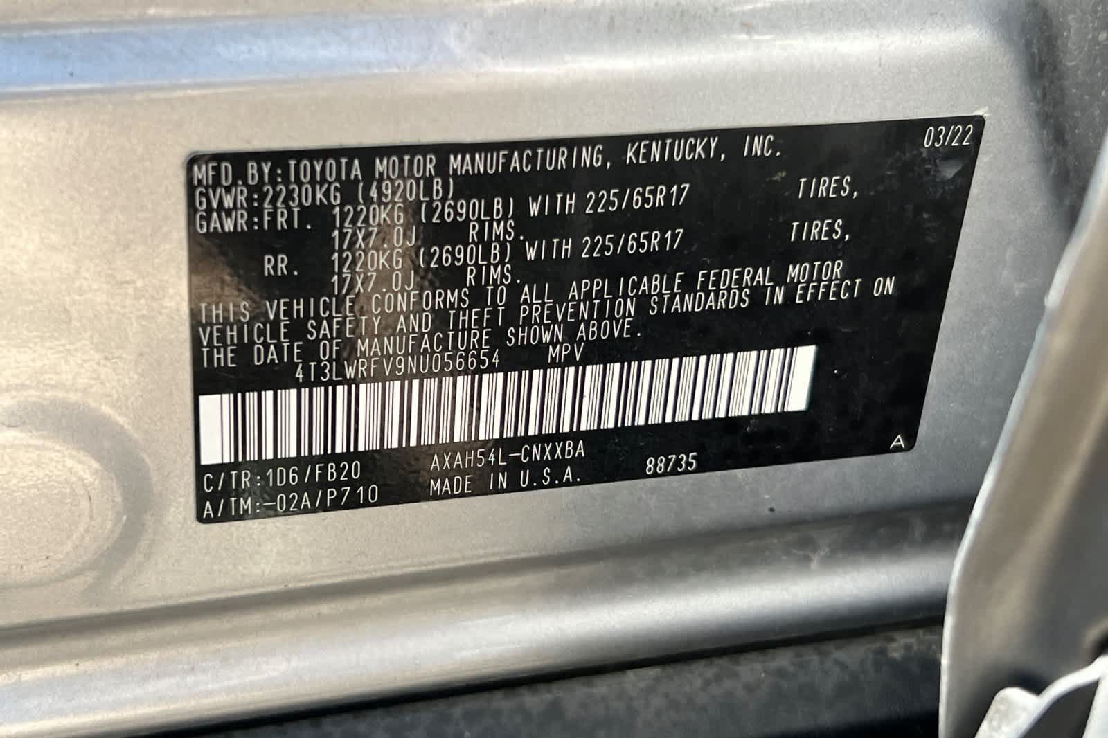 Certified 2022 Toyota RAV4 LE AWD/4WD image 33