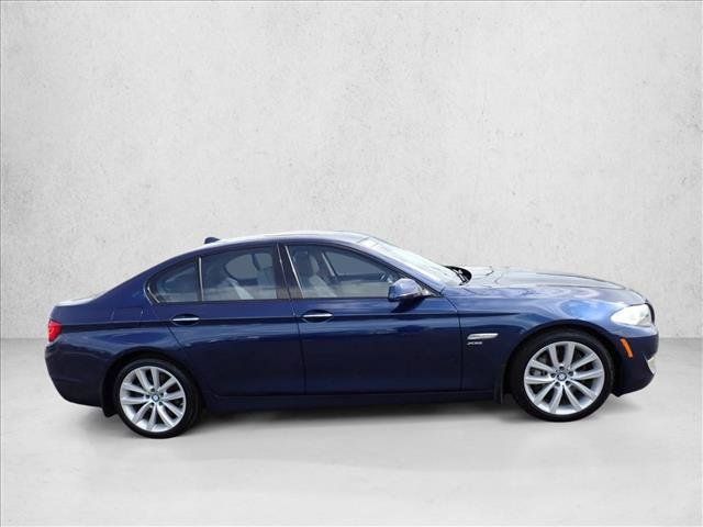 Used 2011 BMW 535i xDrive Sedan AWD/4WD image 5