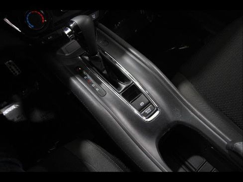 Used 2022 Honda HR-V Sport image 13