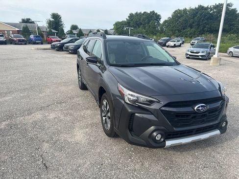 Used 2024 Subaru Outback Limited AWD/4WD image 6