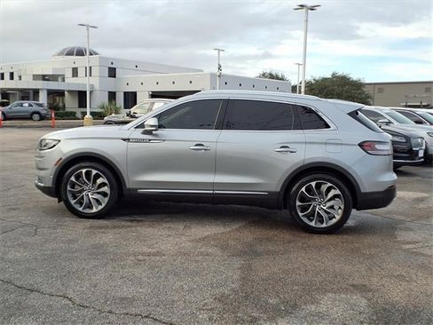 Certified 2021 Lincoln Nautilus Reserve w/ Equipment Group 201A image 23