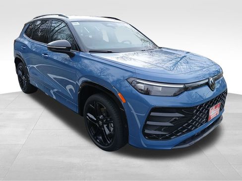 New 2026 Volkswagen Tiguan SE R-Line image 7