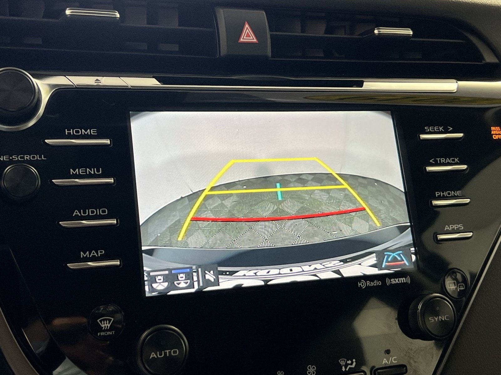 Used 2019 Toyota Camry XSE FWD image 19