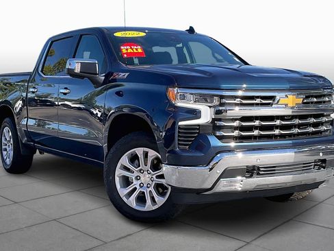 Used 2022 Chevrolet Silverado 1500 LTZ image 2