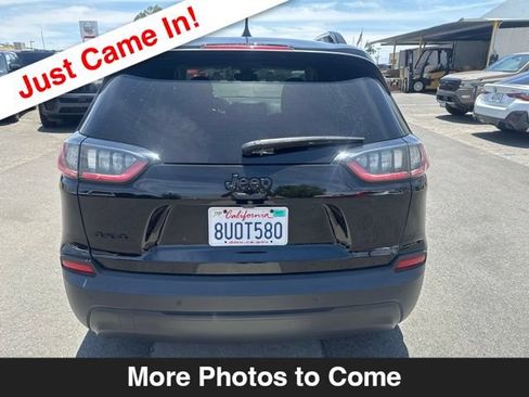 Used 2021 Jeep Cherokee Latitude Plus AWD/4WD image 4