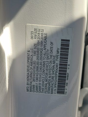 Used 2023 Honda Pilot Sport image 32