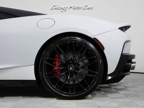 Used 2023 McLaren GT RWD image 4