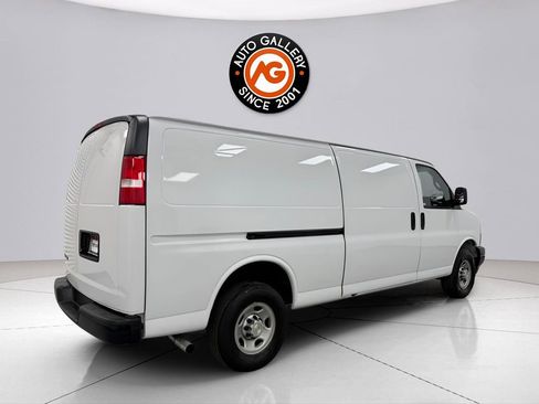 Used 2023 Chevrolet Express 2500 Extended w/ Driver Convenience Package image 7