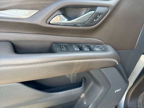 Used 2021 GMC Yukon XL Denali AWD/4WD image 10