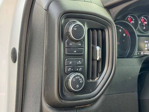 Used 2024 Chevrolet Silverado 2500 W/T AWD/4WD image 23
