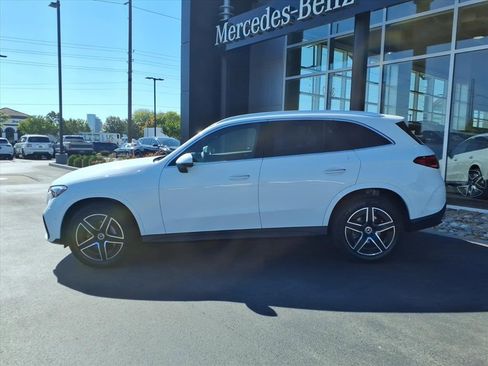New 2026 Mercedes-Benz GLC 300 4MATIC image 3