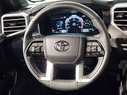 Used 2024 Toyota Tundra Platinum AWD/4WD image 26