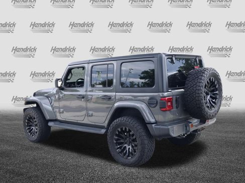 Used 2020 Jeep Wrangler Unlimited Sahara AWD/4WD image 7
