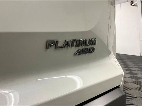 Used 2023 Nissan Pathfinder Platinum AWD/4WD image 9