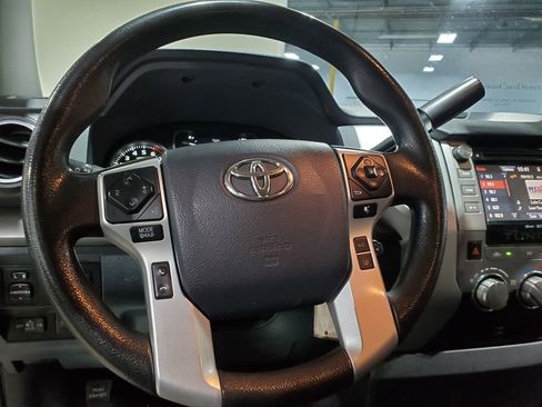 Used 2019 Toyota Tundra SR5 image 28