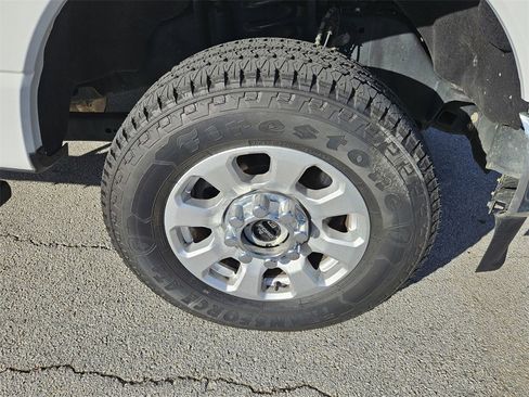 Used 2024 Ford F250 XLT image 36