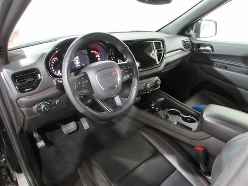 Used 2023 Dodge Durango GT image 17