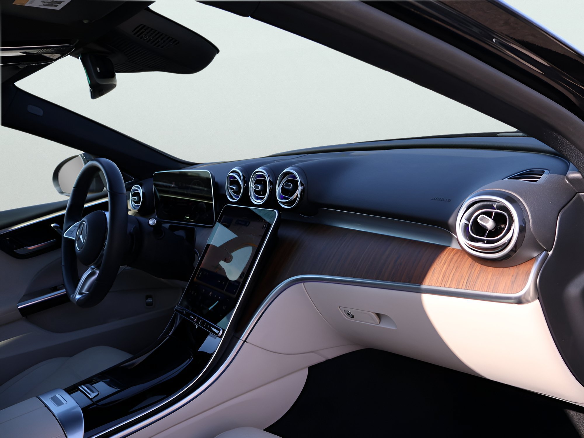 Certified 2026 Mercedes-Benz C 300 4MATIC Sedan image 11