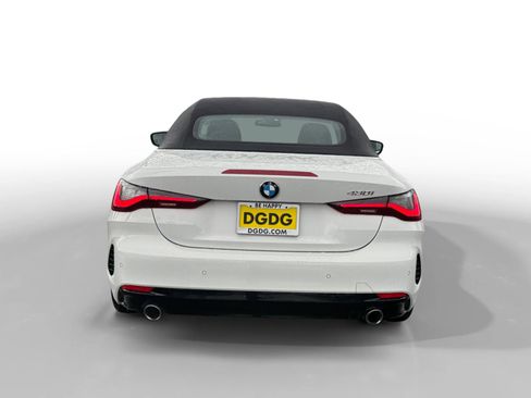 Used 2024 BMW 430i Convertible image 4