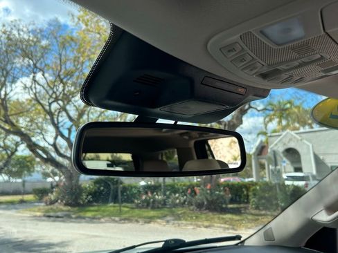 Used 2022 Ford Expedition Limited image 61