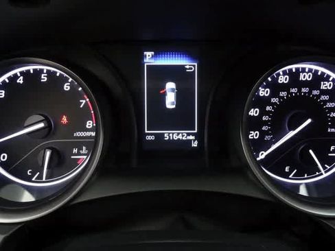 Used 2024 Toyota Camry SE FWD image 18
