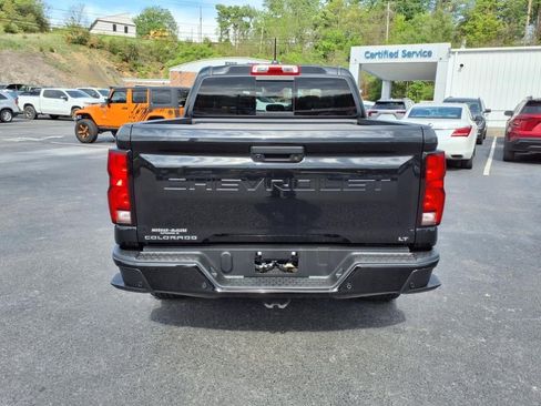 Certified 2023 Chevrolet Colorado LT w/ LT Convenience Package III image 6