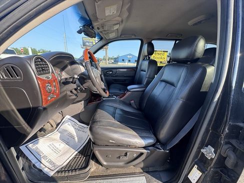 Used 2008 GMC Envoy Denali AWD/4WD image 9