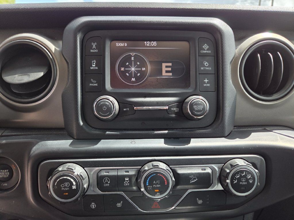 Used 2020 Jeep Wrangler Sport AWD/4WD image 31