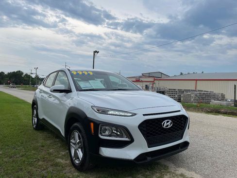 Used 2018 Hyundai Kona SE FWD image 3