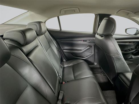 Used 2024 MAZDA MAZDA3 s FWD image 25