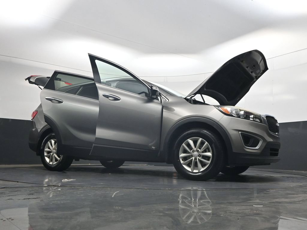 Used 2018 Kia Sorento AWD image 44