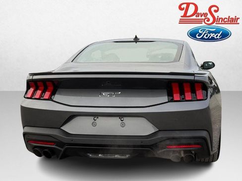 Used 2025 Ford Mustang GT image 8