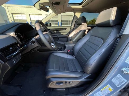 Used 2025 Honda CR-V EX-L image 27