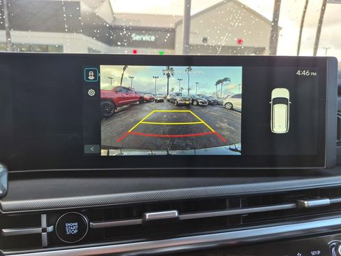 Used 2025 Hyundai Santa Fe SEL image 16