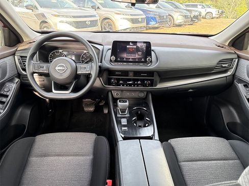 Certified 2023 Nissan Rogue SV image 23