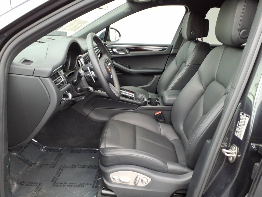 Used 2022 Porsche Macan AWD/4WD image 7