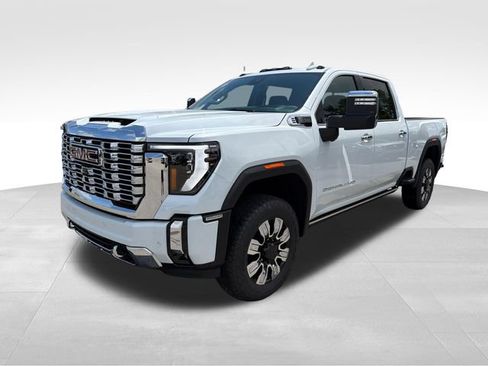 New 2026 GMC Sierra 2500 Denali w/ Denali Reserve Package AWD/4WD image 3