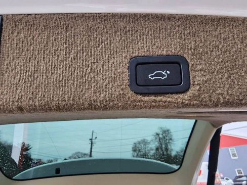 Used 2015 Volvo XC60 T6 Platinum image 14