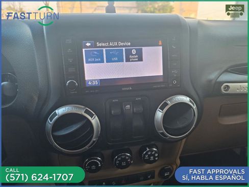 Used 2012 Jeep Wrangler Rubicon w/ PWR Convenience Group image 12